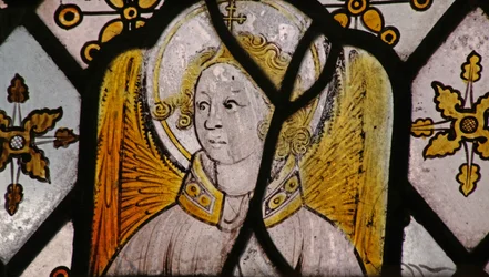 天使を描いたウィンドウセントネクタンチャペルEw