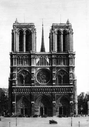 1931年、パリのノートルダム寺院の正面図。