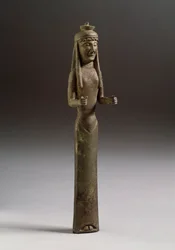 エトルリア美術：捧げ物をする人の像（エトルリア美術、捧げ物をする人の像、イタリア、紀元前550年のブロンズ彫刻、薄さ36cm） ブロンズ彫刻、イタリア、紀元前550年 フィレンツェ、Museo Archeologico