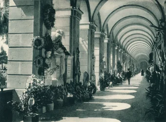 1927年、イタリア、ジェノヴァ、スタリエーノの記念墓地