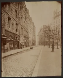 ドフィーヌ広場