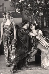 ハーバートビアボームツリー、コンスタンスコリアー、アリスクロフォード、イギリスの俳優、1907年。