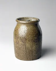 ふた付きの瓶