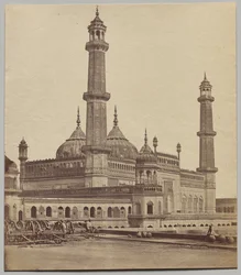 モスク、Asaf-ud-Daula Imambara の内部