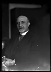 カール・ザイツ（1869-1950）の写真