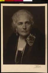 マーガレット・リヒノフスキー伯爵夫人の写真