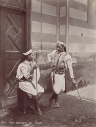 1870 年代のカイロのランナーを知っています。
