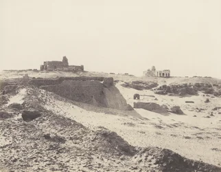 アスワン、都市の南東にある古代アラブのエンクロージャーの遺跡、1851-52、1853-54 を印刷。
