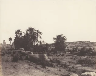 カルナック テーベ、スフィンクスの大通り - ポイント G から撮影した全体図、1851 ～ 52 年、1853 ～ 54 年に印刷。