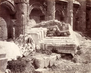 バールベック、ユピテル神殿内の彫刻遺構