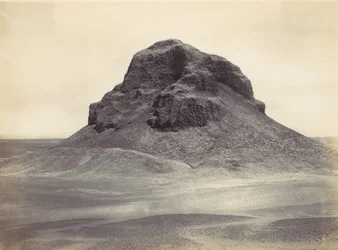ダハシュールのピラミッド、カリフォルニア。 1857年。
