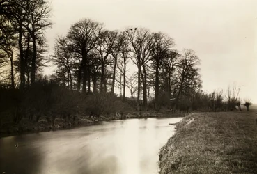 ケルムスコット・マノー：マナーの近くのテムズ川、1896年。