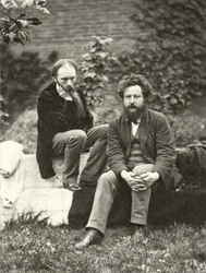 エドワードバーンジョーンズ卿（1833-98）とウィリアムモリス（1834-96）のポートレート写真、フレデリックホリアー（1837-1933）（セピア写真）
