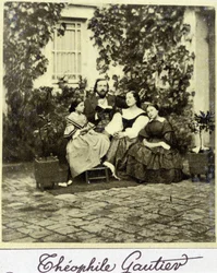 Théophile Gautier（1811 - 1872）の家族での肖像。