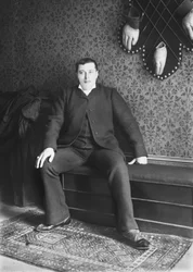 男性の肖像、オートマルヌ（Haute Marne）のBourmont地方、1880年頃。写真撮影。Ducosコレクション。