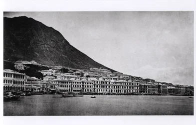 1873年に出版されたJ.トンプソンによる中国のイラストとその住民からの香港のプラヤ
