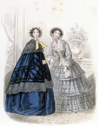 2人のファッショナブルな女性：衣装を着て-「Journal des Demoiselles」1852年（彫刻）にて