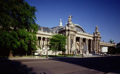 アンリデグラン（1855-1931）、アルベールルーヴェ（1860-1936）、アルバートトーマス（1847-1907）、1897-1900によって建設されたグランパレのファサード