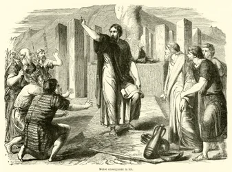 律法を教えるモーゼ（彫刻