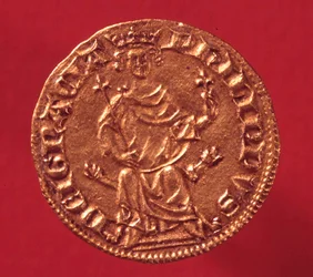 フィリップ4世・ル・ベル（1268-1314）のロイヤルゴールドエキュ。1290.パリ、モネエ美術館