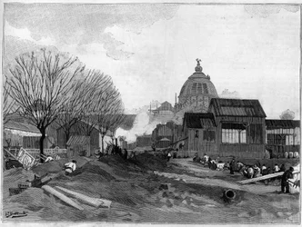 1889年の万国博覧会のためにパリで行われた記念碑的な噴水の設置のための土建現場。