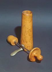 Joseph-Claude-Anthelme Recamier（1774-1852）が使用した膣鏡（木材および金属）