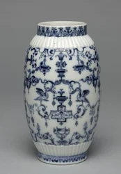 花瓶、Saint Cloud Porcelain Factory、c.1695-1700