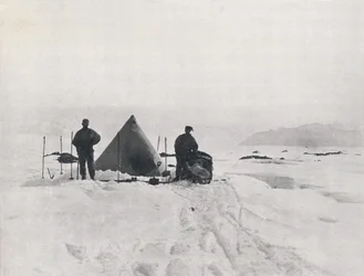 クレバスの間のリーバイスキャンプ、1912年、1913年