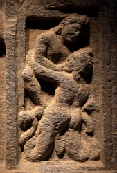 トリトン低浮き彫り彫刻 ガンダーラ（パキスタン）の美術 2～3世紀韓国国立博物館、ソウル（韓国）。