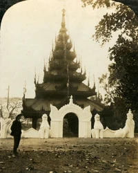 ビルマパゴダ、エデンガーデンズ、カルカッタ、c1909。