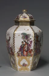 カバー付き花瓶、メーカーマイセン磁器工場、ドイツ、c.1728-1730