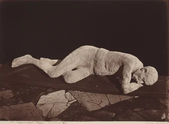 人間鋳型、ポンペイ、1873年（写真）