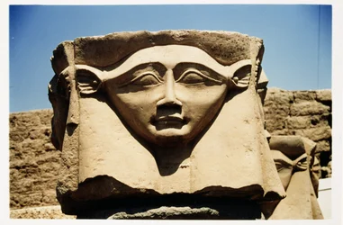 柱からのハトホルの頭、c.125 BC-AD 60