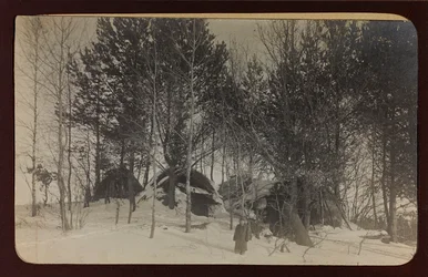 第一次世界大戦：ドイツ軍が侵攻した1914-1916年の「ウクライナ」。雪のある風景（モノクロ写真
