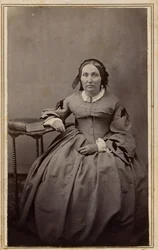 女性の肖像、1860年代（写真）