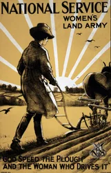第一次世界大戦。"A Young Woman Ploughing the Land" 女性陸軍のプロパガンダポスター 1917年 イラストレーション：Henry George Gawthorn（1879-1941） DR
