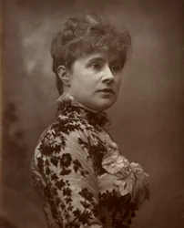 アリスリンガード、イギリスの女優兼歌手、1884年