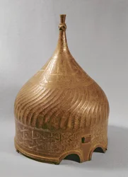 ヘルメット、イラン産（銀と鉄）