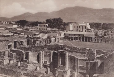 Caserma Dei Gladiatori Con Panorama, The Fencing School (bw/photo)