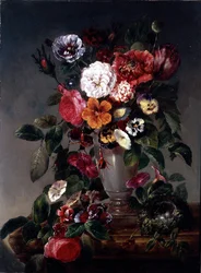 壷の中の様々な花の静物画