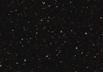 JWST 先進銀河系外探査（NIRCam画像）