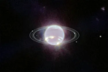海王星クローズアップ（NIRCam）