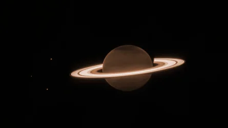 土星（NIRCam）