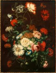 ガラスの花瓶に入った花の静物画