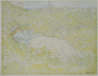 ノールトワイク近くの砂丘に横たわる女性 ノールトワイクのシルエットを背景に草むらに横たわる少女