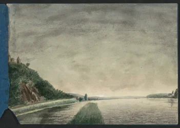 湖の山の風景
