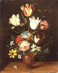 チューリップ、バラ、ピンクなどの花を花瓶に生ける