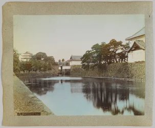 皇居、東京、日本（手彩色のモノクロ写真