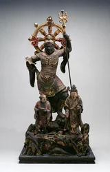 鎌倉時代の守護神の像、12〜14世紀（木）