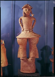 Haniwa figure, 250-550 (red earthenware)